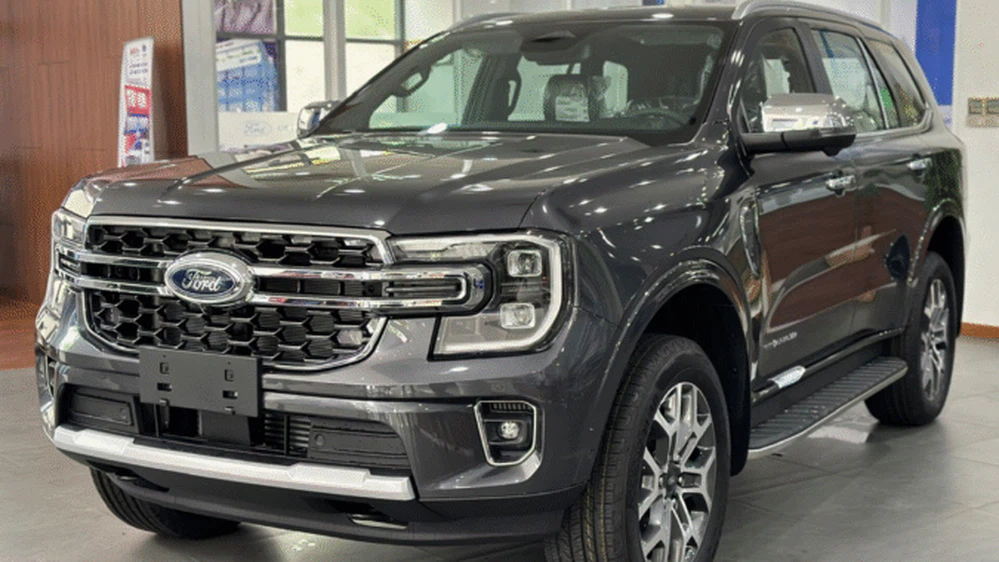 Ford Everest Plantinum